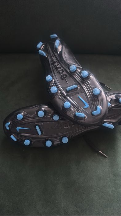 Ghete fotbal NIKE TIEMPO LEGEND 9  mărimea 43 impecabile