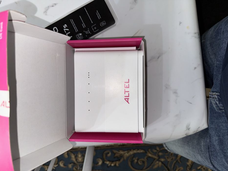 Продам роутер алтел