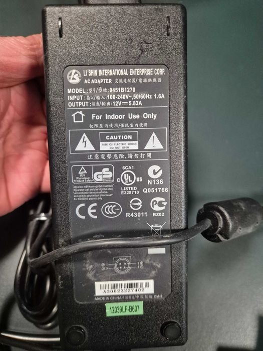 Телевизор за кемпер 12V - TOSHIBA 20" , модел 20WL56G