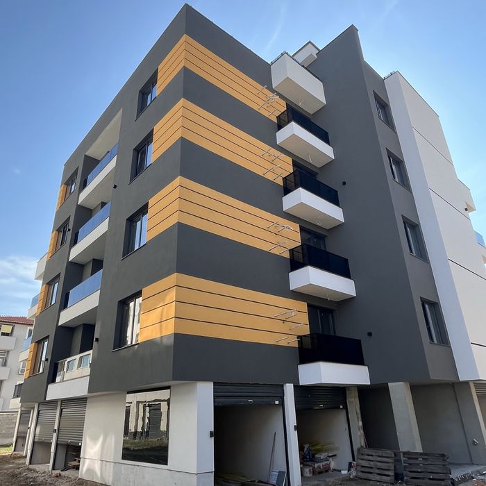 Дава се под наем Гараж / Паркомясто в Асеновград - 20 кв.м за 11869.74 € - Снимка #1