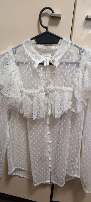 Вълнено палто/сако и дантелена риза