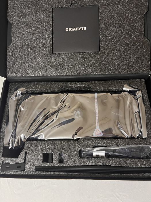 Gigabyte 5080 16GB