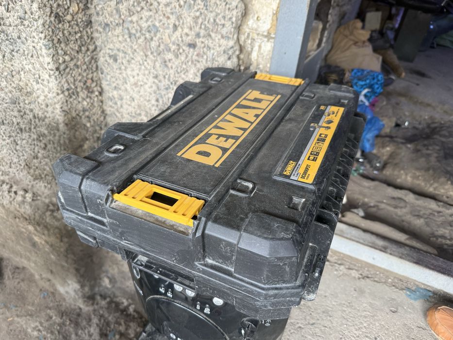 * DeWalt оригинальный кейс-ящик для шуруповерта в хорошем состоянии