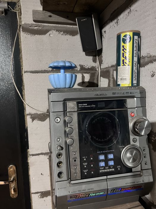 Музыкальный центр и ИБП