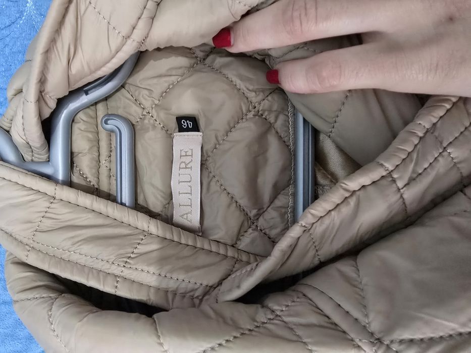 Продам женское пальто