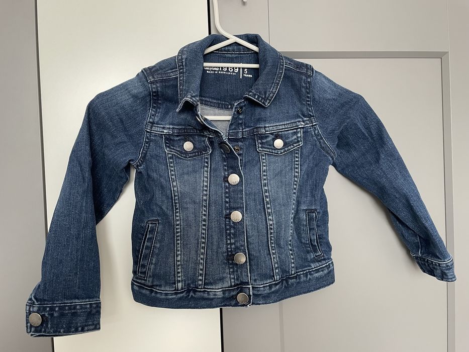 Лот якета GAP , 5-6 години