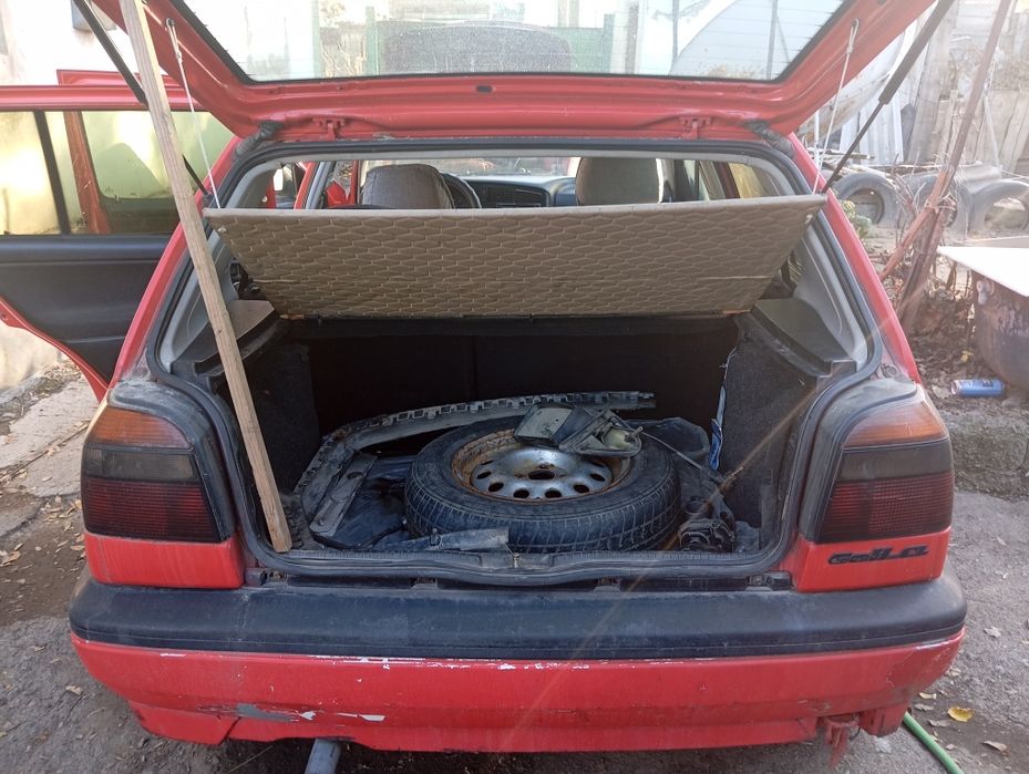 Продам гольф 3 1995г