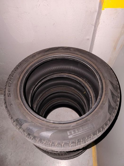 Шины. Pirelli. Комплект шины 235/55/19