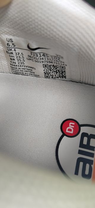 Nike Air Max DN, номер 37,5