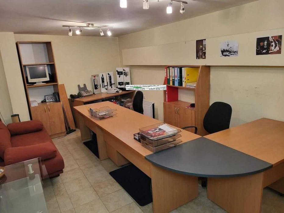 Дава се под наем Офис в Пловдив, Кършияка - 46 кв.м за 380 € - Снимка #2