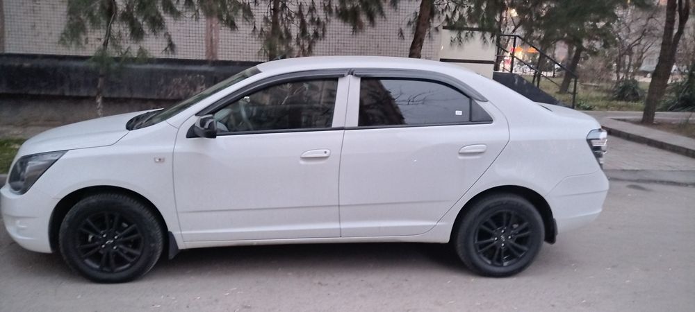 свой Кобалт продаю