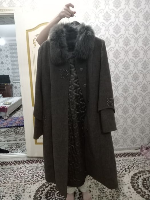 Пальто 50размер. Таза кийилмеген. Нукус гоне кала
