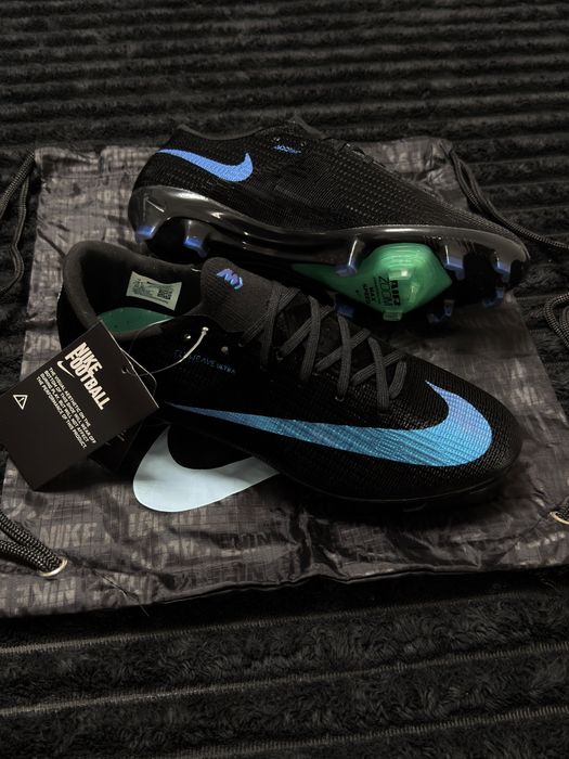 Ghete de fotbal Nike
