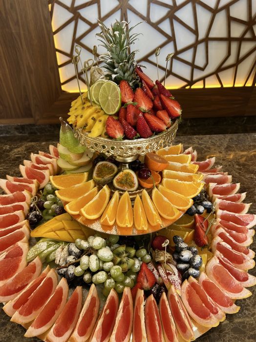 Фуршет кейтеринг фруктовая нарезка