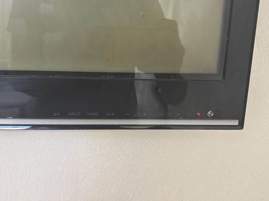 Продам бу телевизор LG
