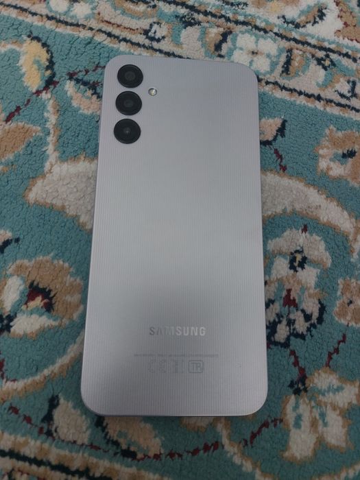 Samsung        a14