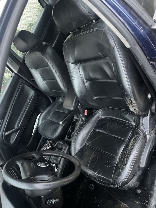 Фолксваген пасат 1,9 тди на части