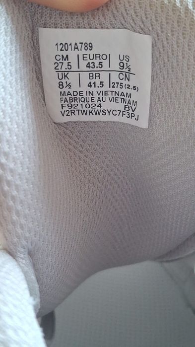 Adidași Asics gel nyc mărimea 43.5