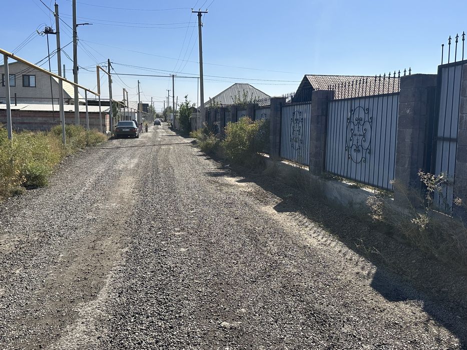 Участок огороженный