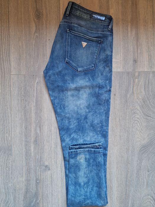Vând jeans diferite mărci