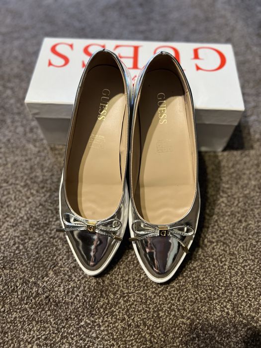 Обувки Guess тип балерина