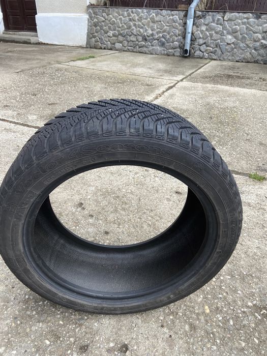 Goodyear Vector 4seasons 225 45 r17