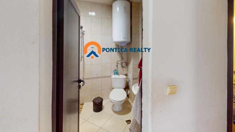 Тристаен в с. Кошарица к-с Бей Вью Вилас