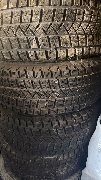 Шины с дисками.