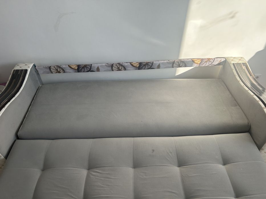 Продается диван мебель