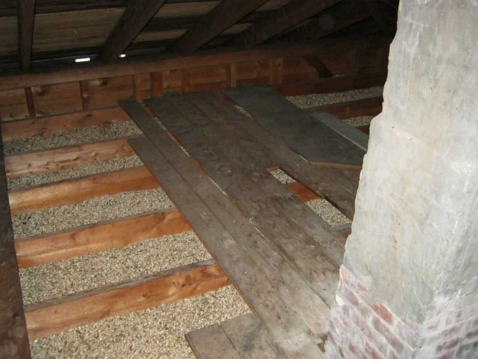 Вспученный вермикулит в строительстве  золотистого цвета. (70 литр)