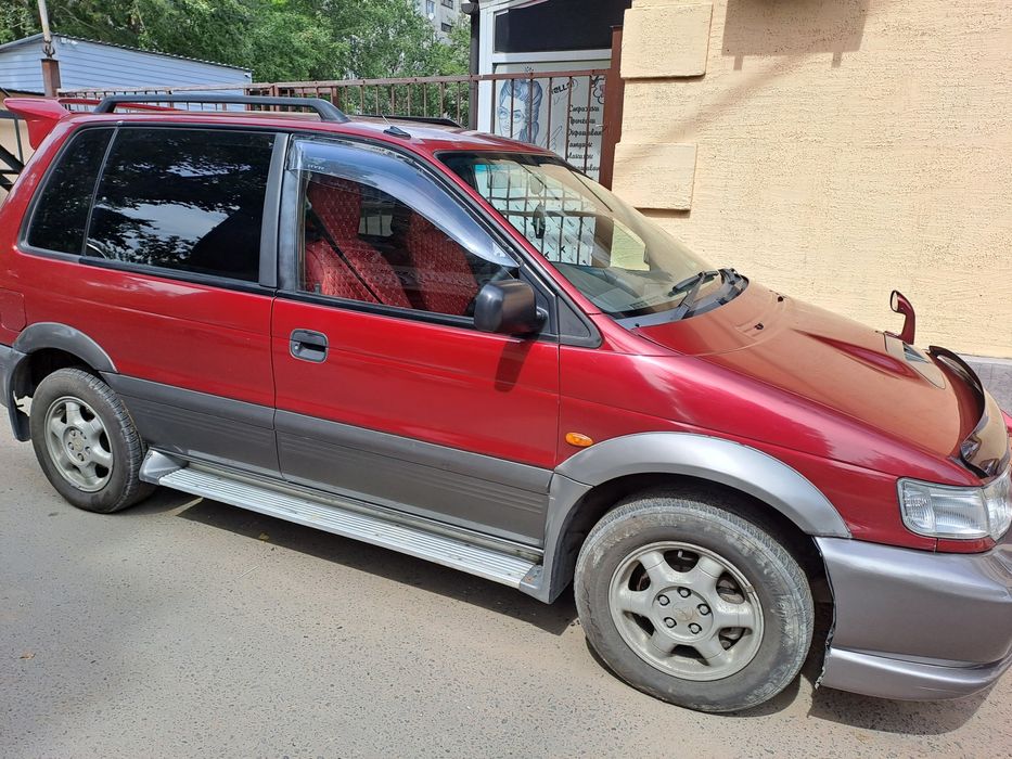 Машина Митсубиси