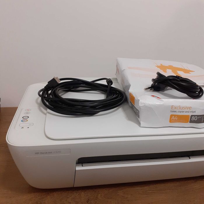 Imprimanta color cu scanner HP DeskJet 2320