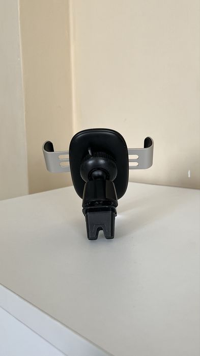 Держатель для телефона в машину/автодержатель!