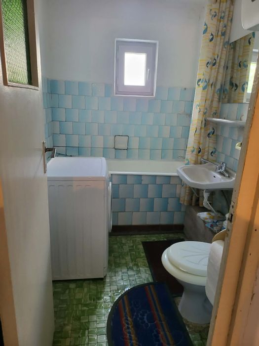 Vând apartament cu 3 camere