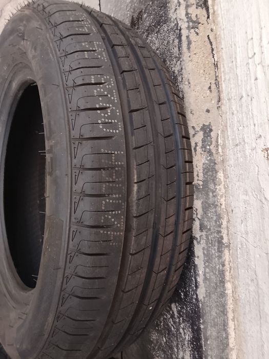 Продам комплект шин R13 (175/65) + 2 диска