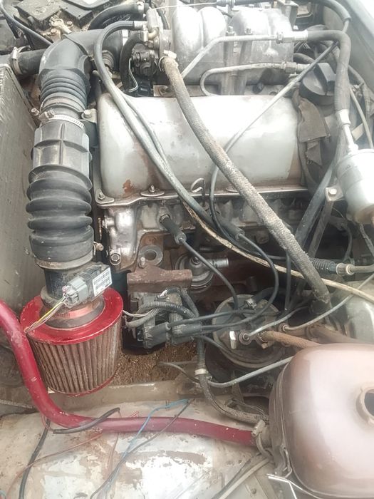 Инжектор  матор сост отличный каленвал ниваніңкі