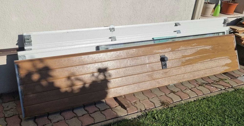 Ușă garaj secțională 300x200 cm + mecanism complet | FĂRĂ motor | second hand