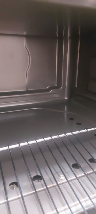 Срочно продам газ плиту Bosh