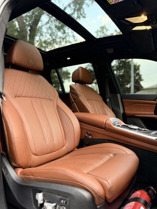 Bmw x7 m60i full kraska toza