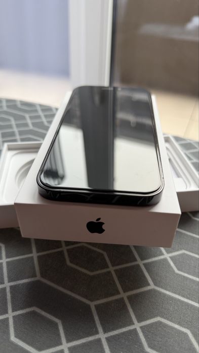iPhone 14 pro 256 GB 87% baterie