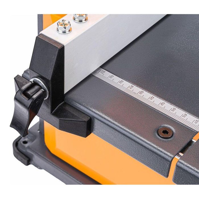 Fierastrau cu banda pentru taiere lemn si neferoase, 600 W, mini