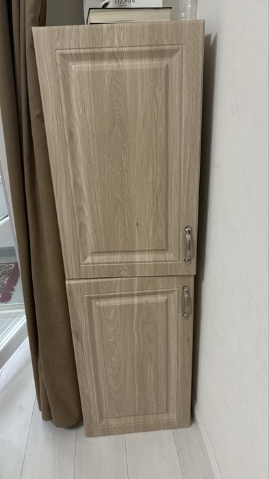 Шкафчик узкий две штуки