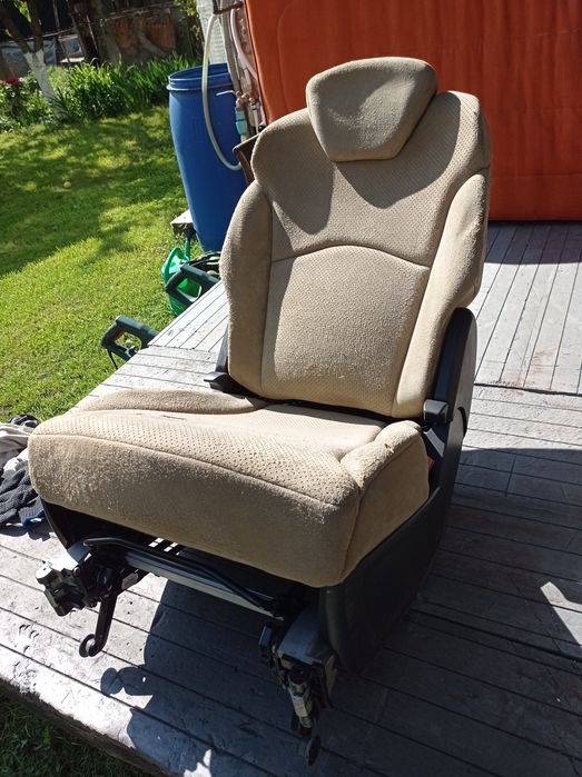 Lancia Phedra, Peugeot 807, Citroen C8