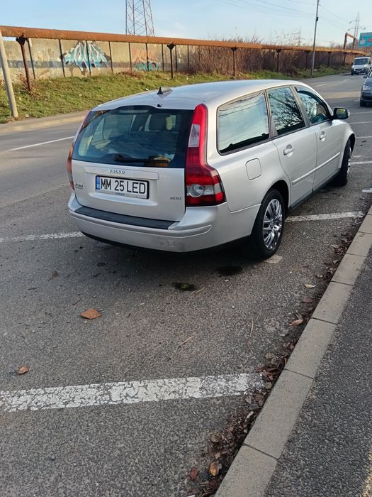 Vând Volvo v50 an 2008
