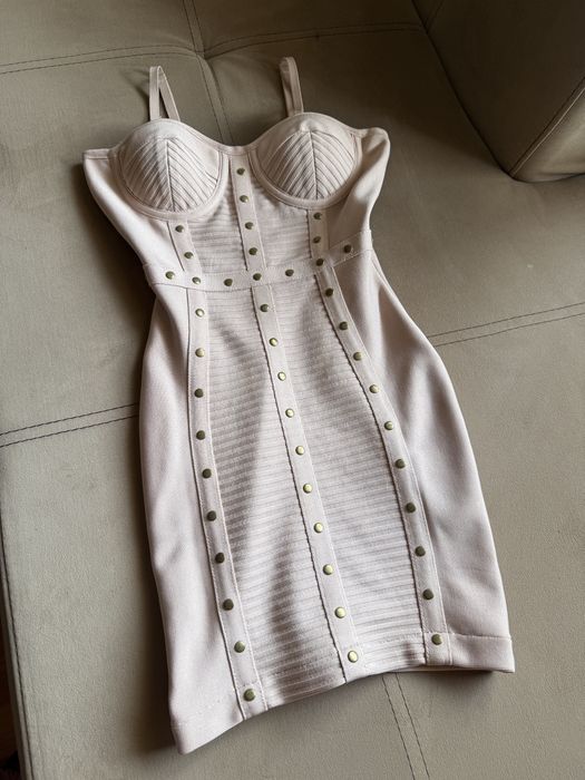 Дамски бандажни рокли !