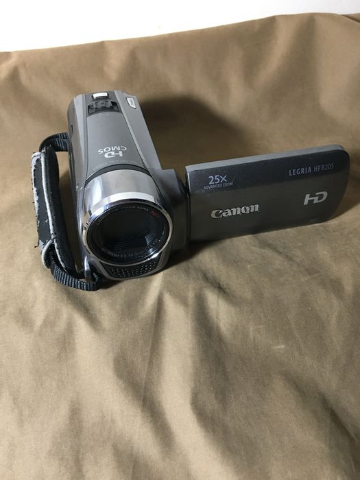 Canon Legria HF R205