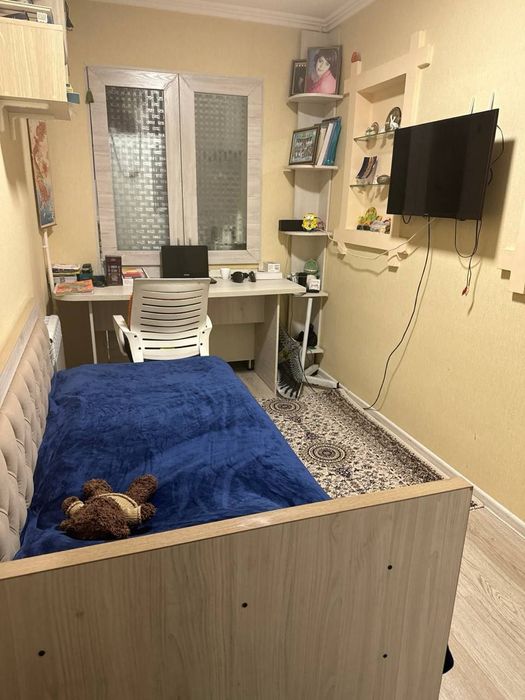 Продаю 2в3х комнатная квартира метро БИЙ Чайхона Салом