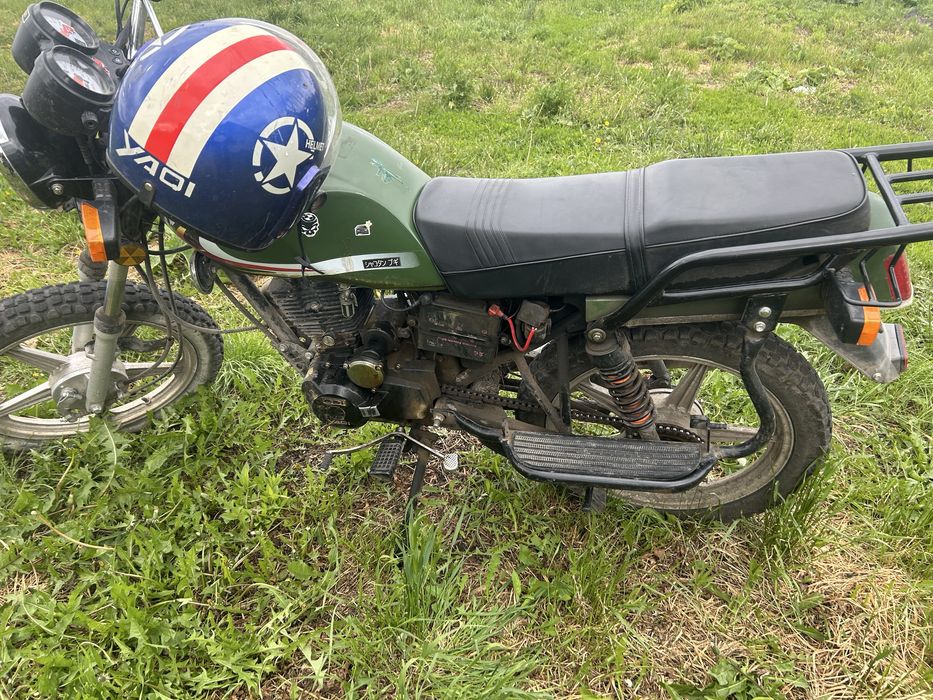 Продам мотоцикл 200кубов