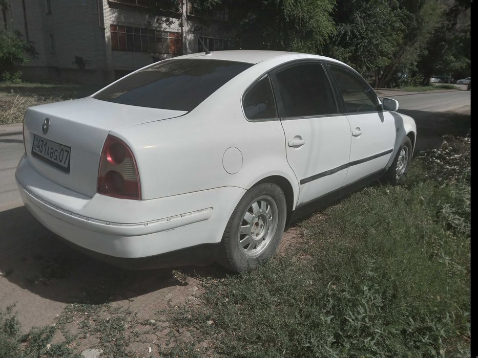 Volkswagen Passat B5 Sedan 2003