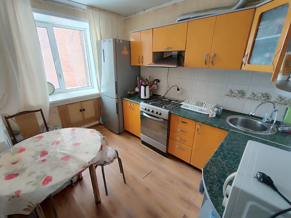 Продам 3 х комн квар. 4-4, 7 этаж.